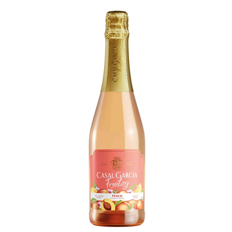 Casal Garcia Fruitzy Peach Aromatised Wine Based Drink 750ml 5.5% ABV