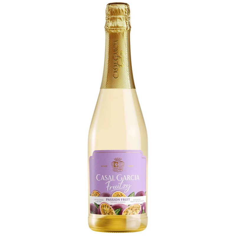 Casal Garcia Fruitzy Passion Fruit Aromatised Wine Based Drink 750ml 5.5% ABV