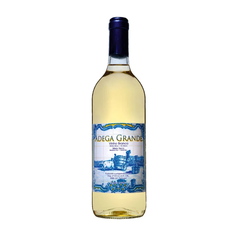 Adega Grande Semi-Dry White Wine 750ml 10.5% ABV