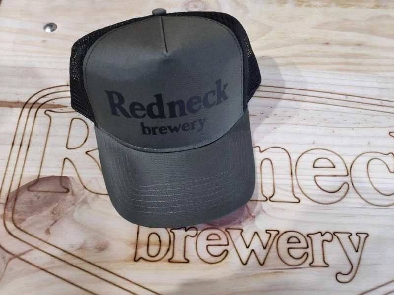Feel like a Redneck Pack (con gorra verde)