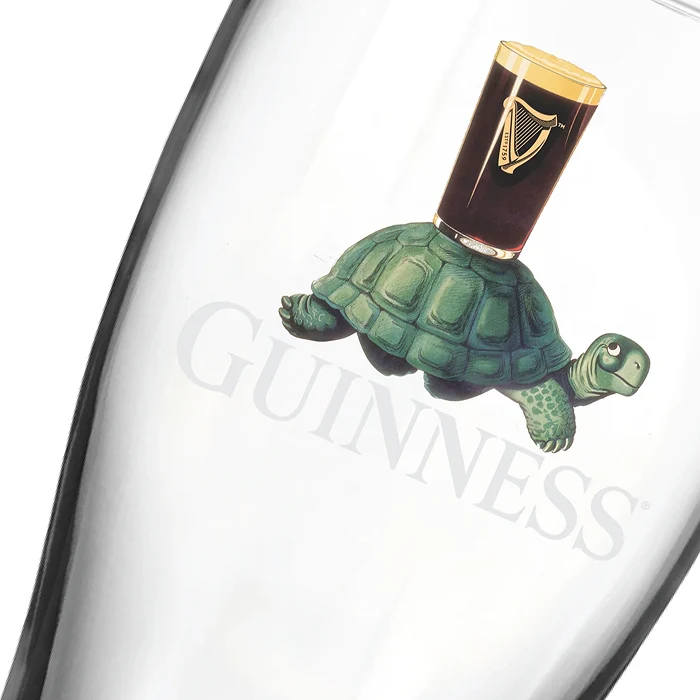 Guinness Gilroy Christmas Glass Set