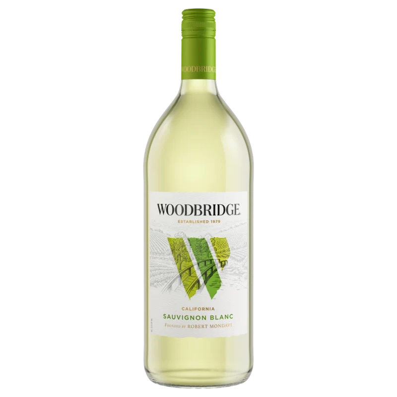 Woodbridge by Robert Mondavi Sauvignon Blanc White Wine 750ml