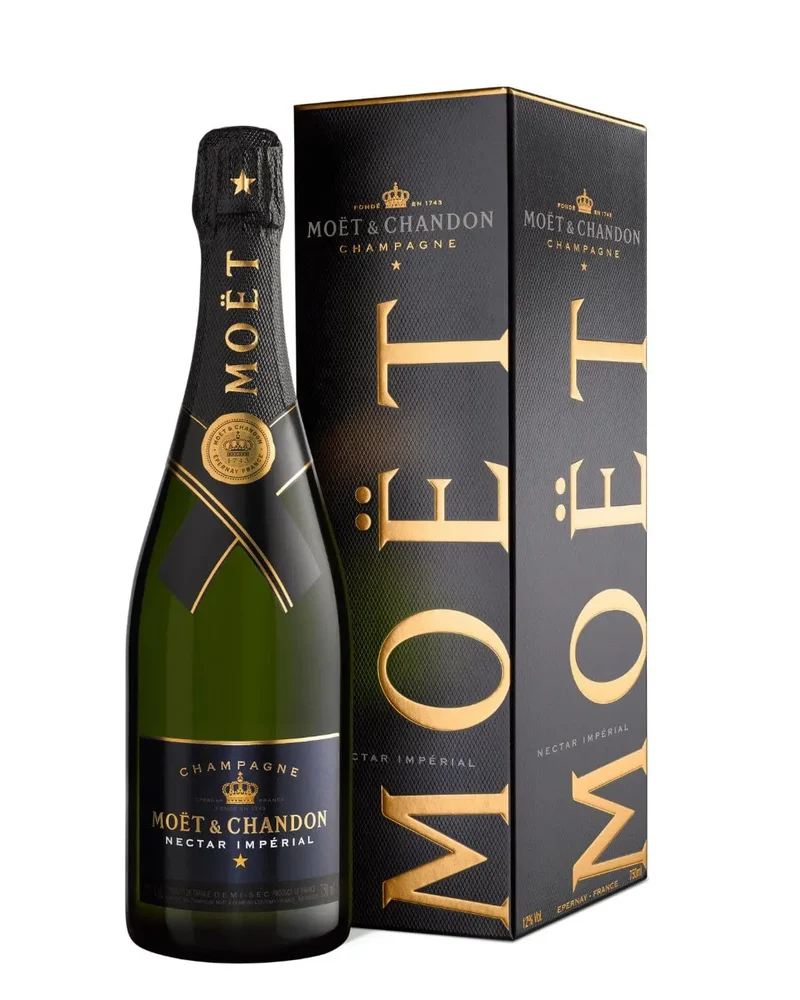 Moët & Chandon Nectar Impérial Champagne with Gift Box, 75 cl
