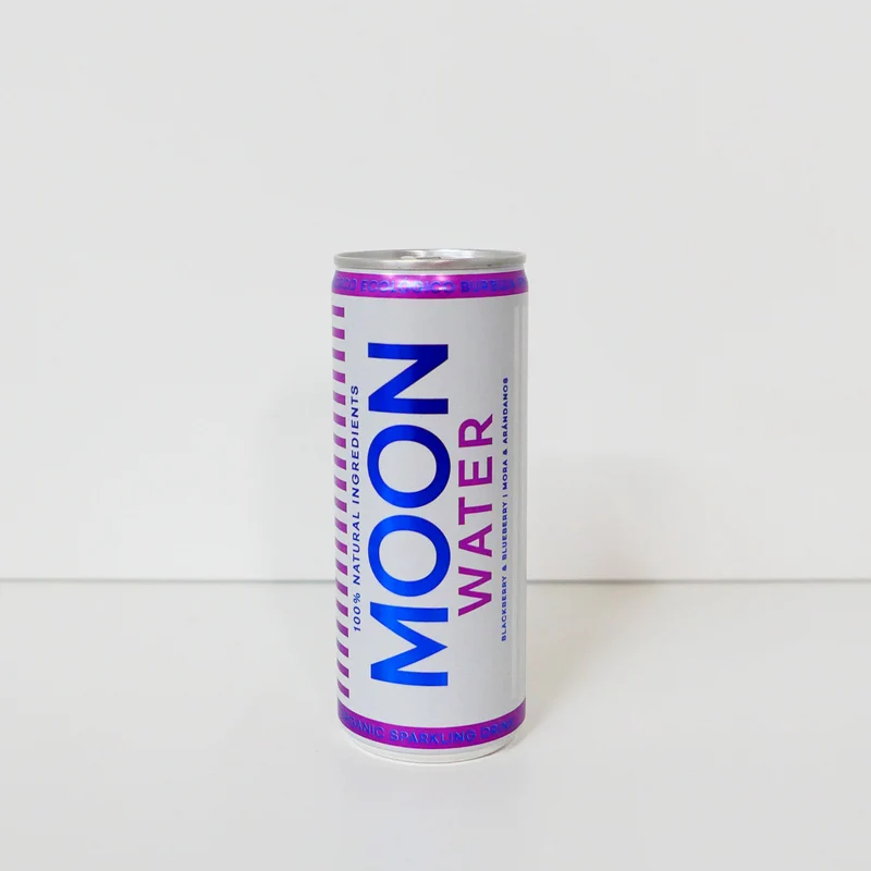 Moon water sabor mora y arándano ecológica - 250 ml