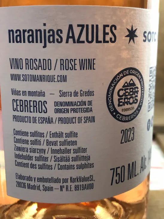 Vino Naranjas azules