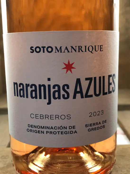 Vino Naranjas azules