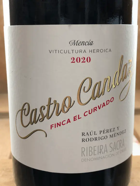 Castro Candaz finca el curvado