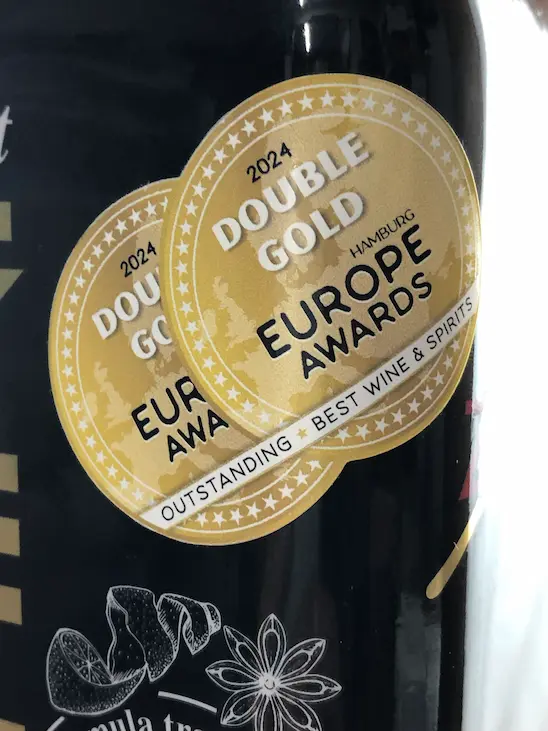Vermut Zecchini rojo