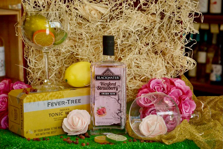 Blackwater Wexford Strawberry Irish Gin Hamper 700ml
