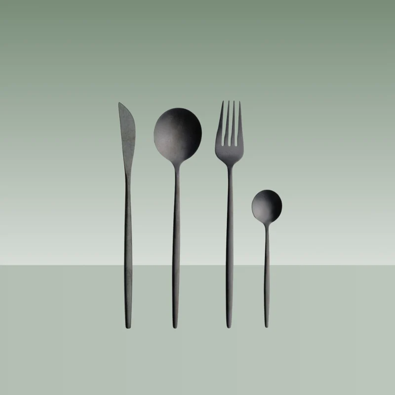 ESTUCHE 24 VINTAGE BLACK MART