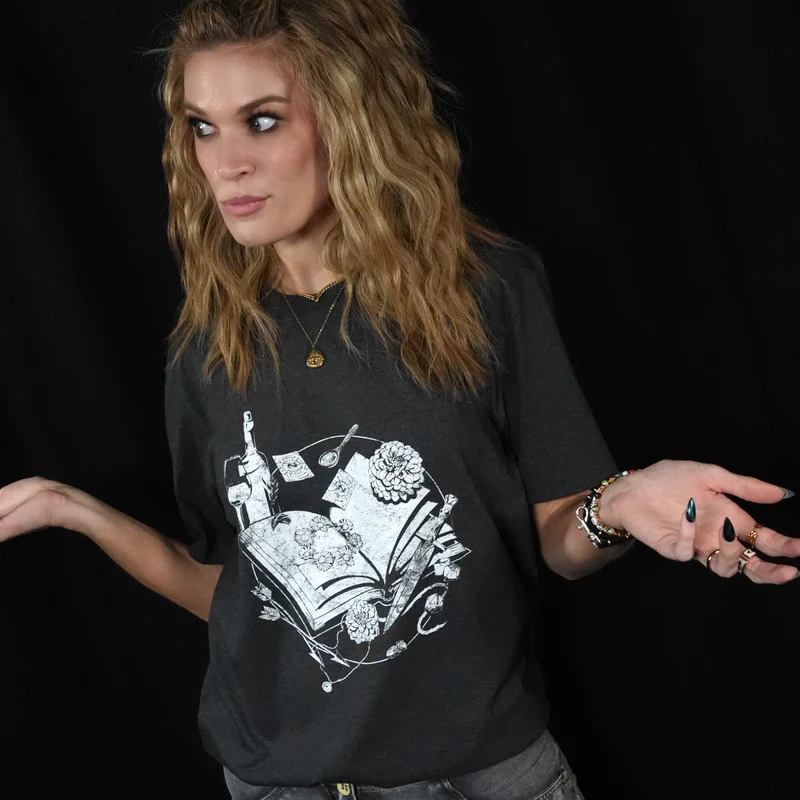 Welcome to Reliquiae T-Shirt - LIMITED EDITION
