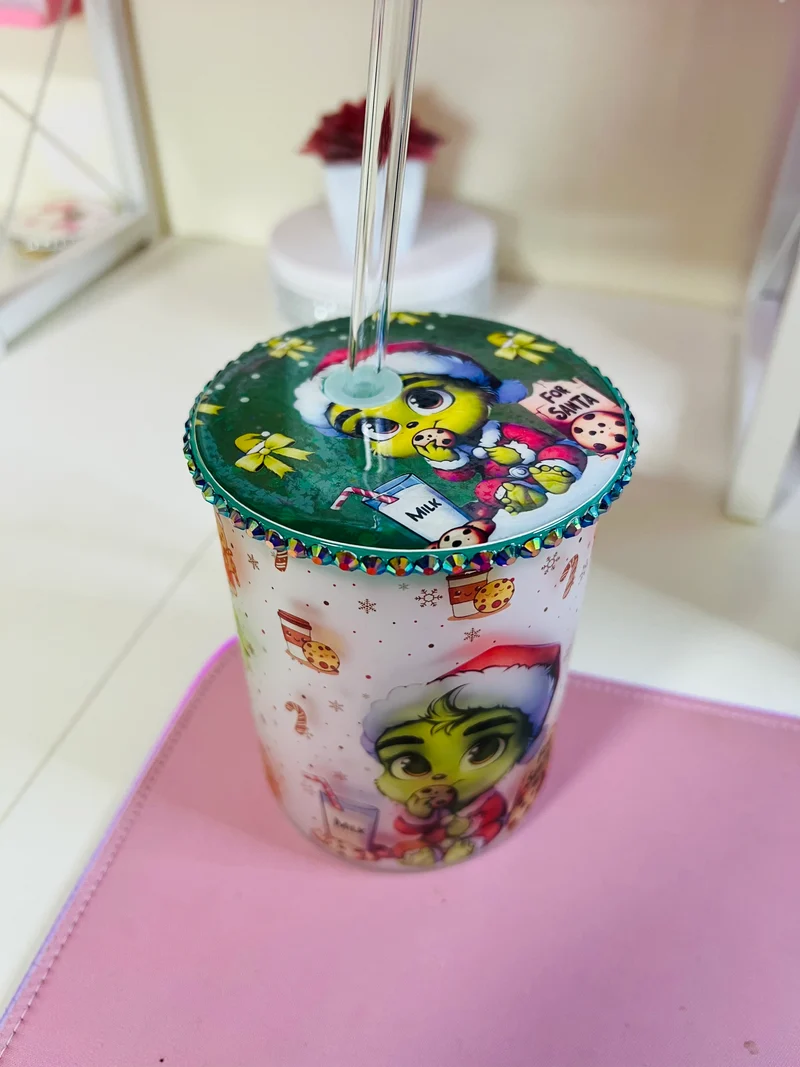 Christmas grinch glass cup!!