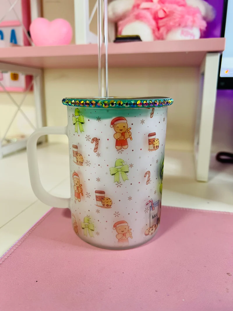 Christmas grinch glass cup!!