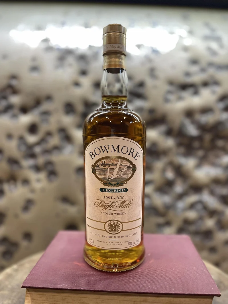 Scotch Bowmore Legend Old Edition (Birds Label) - Discontinued in 2014