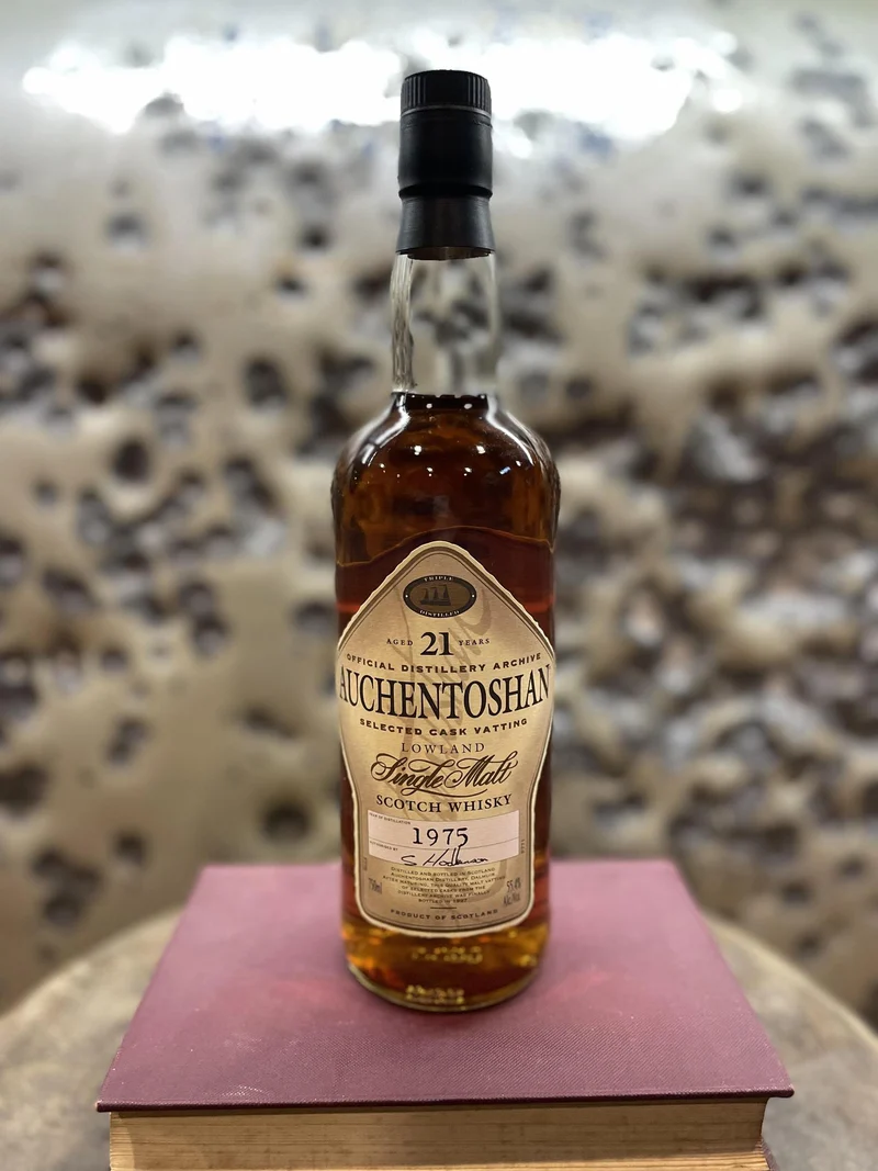 Scotch AUCHENTOSHAN 21 YEARS OLD 1975 - OFFICIAL DISTILLERY ARCHIVE