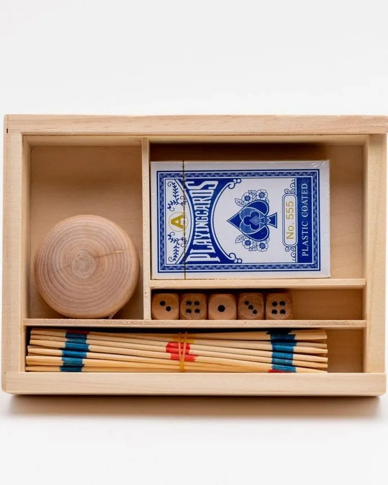 Harvey's Bored Games 4 in 1 Vintage Games Set
